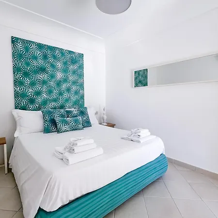 Solaria Daire Capri